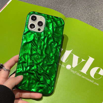 Coque iPhone en silicone effet froissé métallisé
