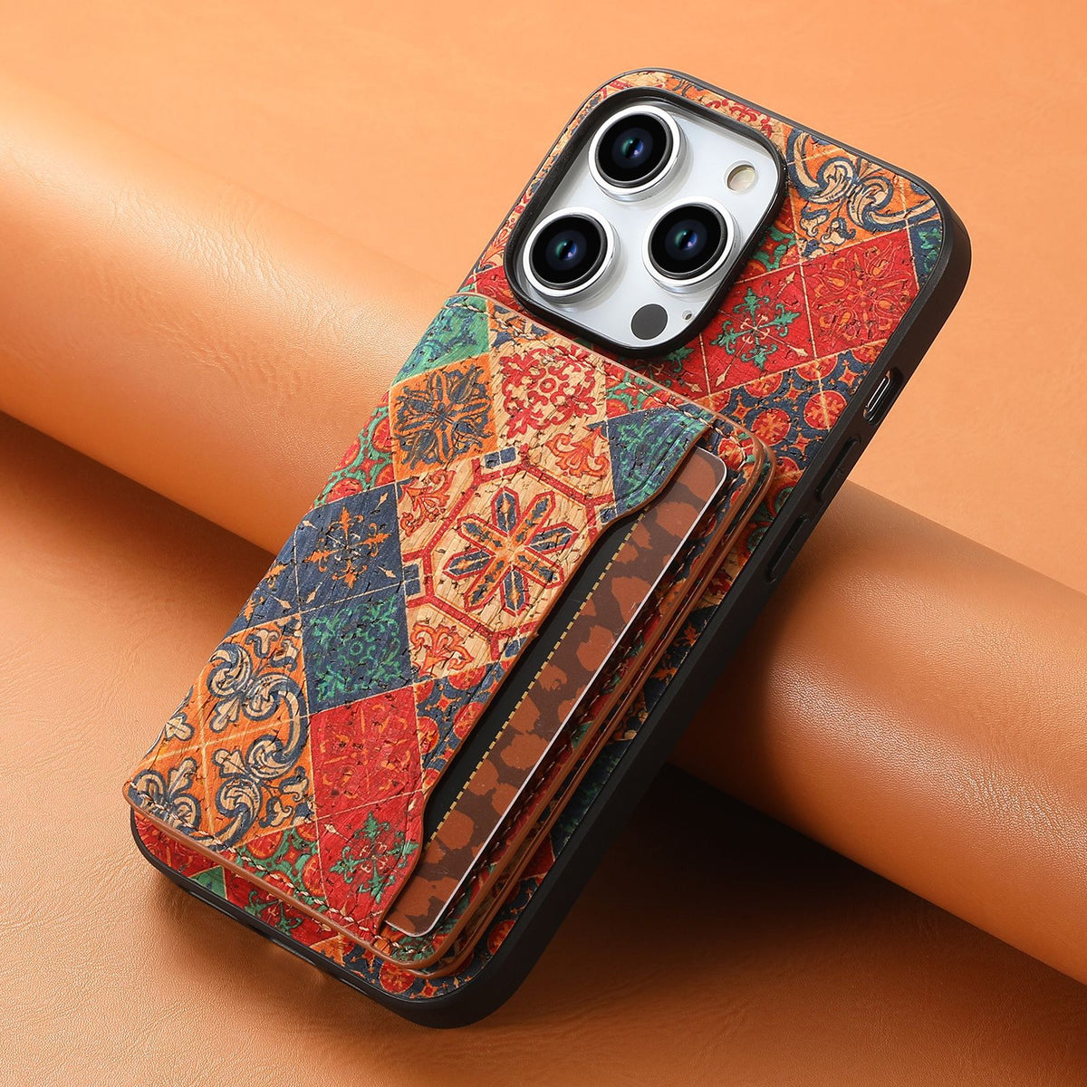Coque iPhone motif totem avec porte-cartes et support