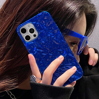 Coque iPhone en silicone effet froissé métallisé