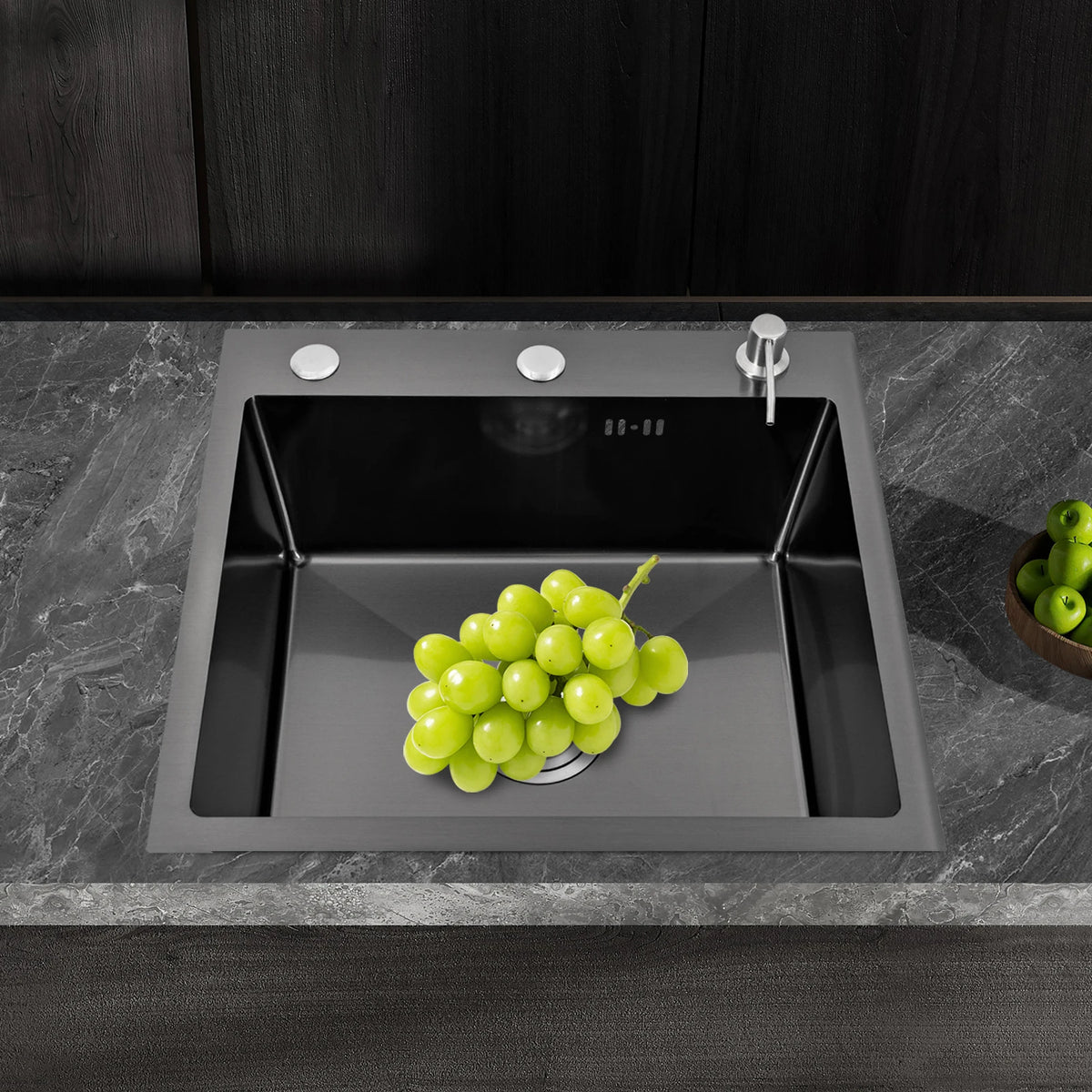 Évier de cuisine inox noir mat 50 × 45 cm avec distributeur de savon